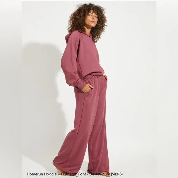 Left On Friday Homerun Sweatsuit NWOT Sz S/M - Picture 2 of 12